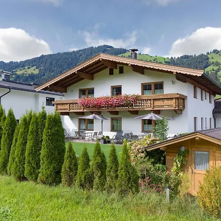 Gamper - Alpline Kg Apartman Brixen im Thale